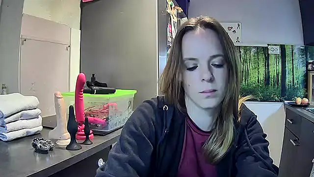 Snapshot of SexyMilf_37 chatting on 10.09.25 SexyMilf 37 online show from 10.09.25