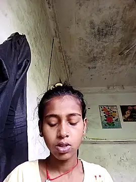 Snapshot of Saniye-143 chatting on 09.09.25 Saniye-143 online show from 09.09.25