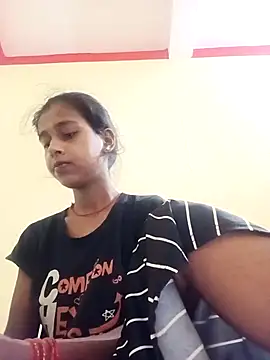 Snapshot of Saniye-143 chatting on 10.03.25 Saniye-143 online show from 10.03.25