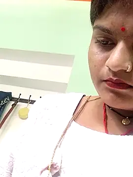 Snapshot of Hot_mirchjii chatting on 09.13.25 Hot mirchjii online show from 09.13.25