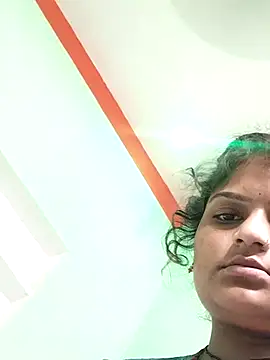 Snapshot of Hot_mirchjii chatting on 09.15.25 Hot mirchjii online show from 09.15.25