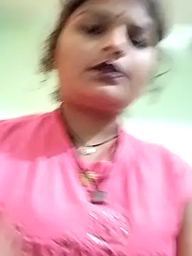 Snapshot of Hot_mirchjii chatting on 10.12.25 Hot mirchjii online show from 10.12.25