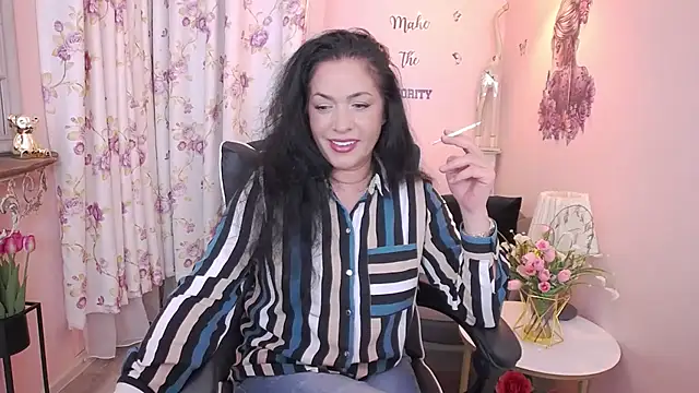 Snapshot of MyLovOne chatting on 06.01.26 MyLovOne online show from 06.01.26