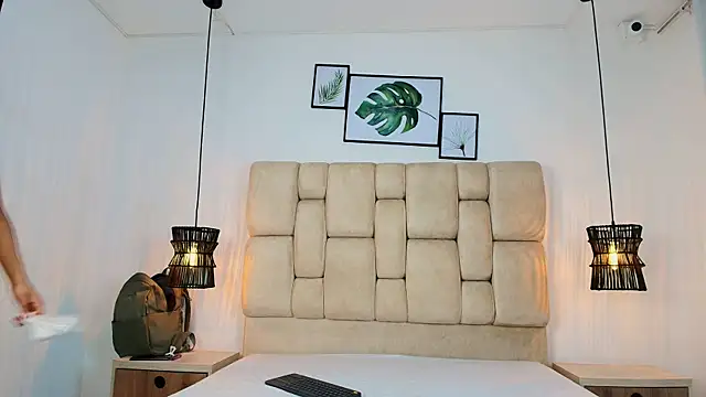 Cinthiabaker online show from 04.08.26