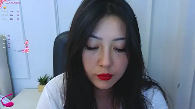 Kuro Ren online show from 11.01.25