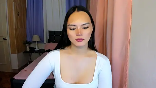 Snapshot of ameliamaureen chatting on 06.12.26 ameliamaureen online show from 06.12.26