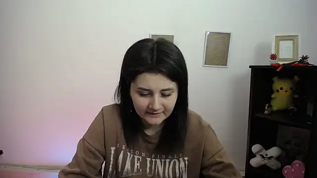 Katrin kiss  online show from 03.06.26