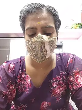 Snapshot of Tamil-Meenu12 chatting on 05.20.26 Tamil-Meenu12 online show from 05.20.26