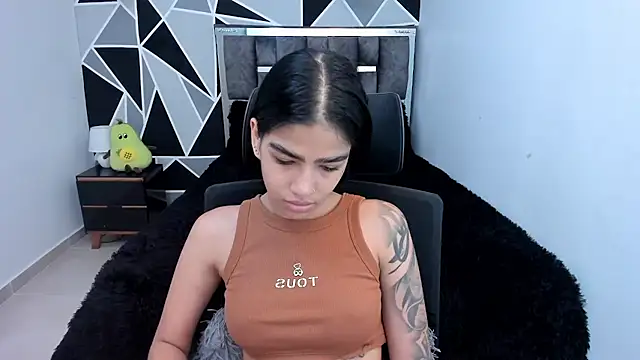 valeria-duarte online show from 04.02.26