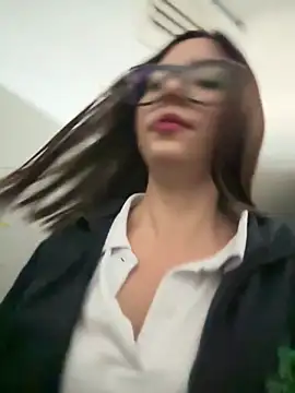 Katie rawwww online show from 09.26.25