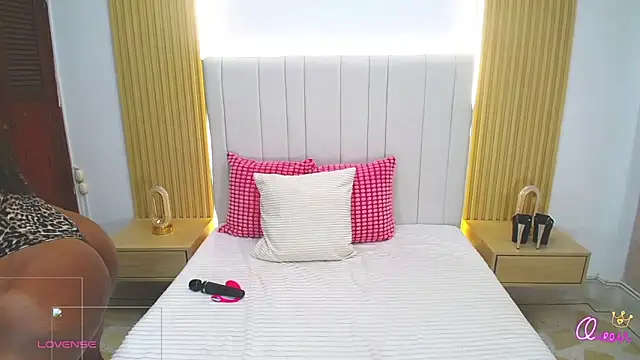 WildScarlet online show from 03.06.26