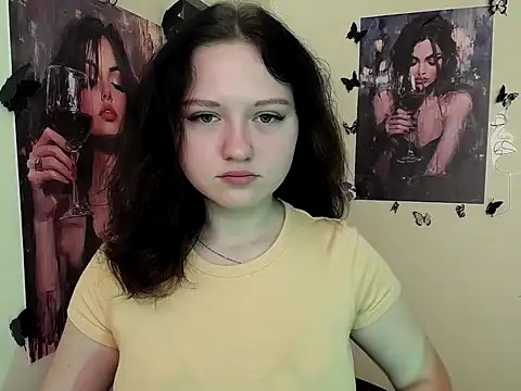 Snapshot of LadyAlice_ chatting on 09.23.25 LadyAlice  online show from 09.23.25