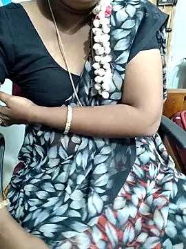 Snapshot of lolida69thamil chatting on 10.09.25 lolida69thamil online show from 10.09.25