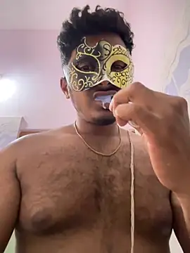 VVcouple online show from 11.04.25