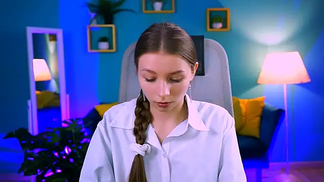 Snapshot of JulieDaniel chatting on 02.16.26 JulieDaniel online show from 02.16.26