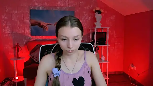 JulieDaniel online show from 03.05.26