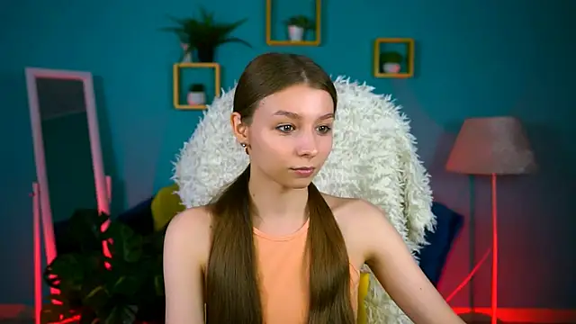 JulieDaniel online show from 06.04.26