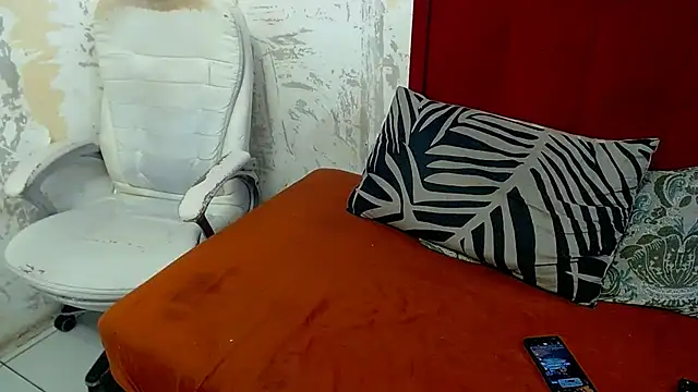 SexyChantyBabe25 online show from 04.26.26