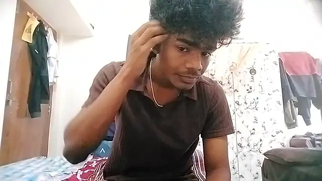 Snapshot of Rahulisagoodguy chatting on 10.07.25 Rahulisagoodguy online show from 10.07.25