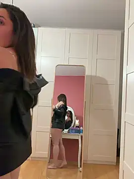 chloedlm5 online show from 04.12.26