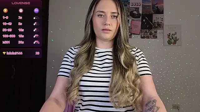 Veronika  Winslow  online show from 01.14.26