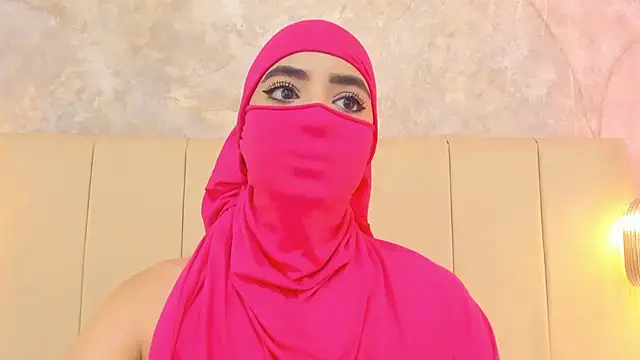 nayiraa  online show from 04.22.26