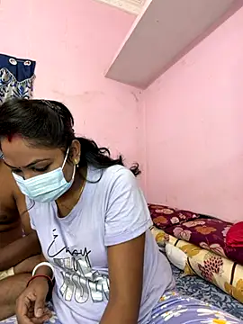 Lovlycouple1 online show from 11.08.25