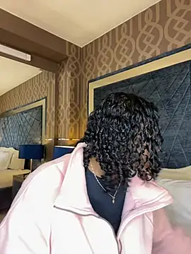 LisaMendez online show from 06.19.26