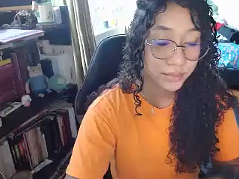 Snapshot of clitia_xx chatting on 03.31.26 clitia xx online show from 03.31.26