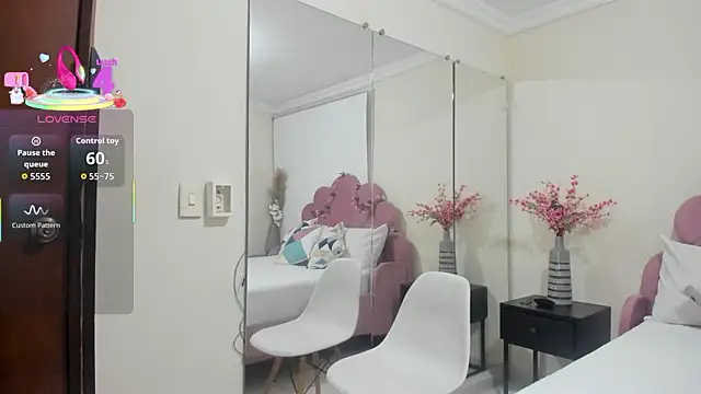 kiraGeiner online show from 02.19.26