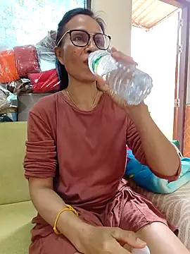 Mama Eva 1 online show from 02.17.26