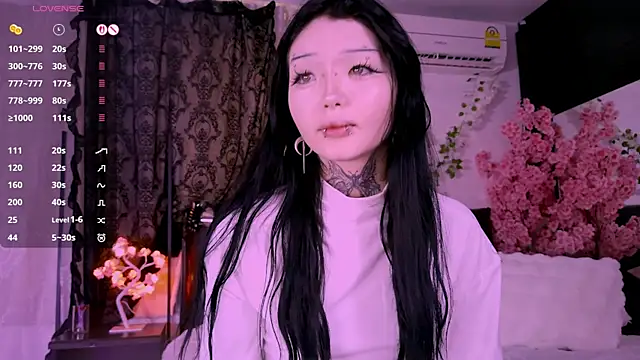 Lein Bone online show from 11.14.25