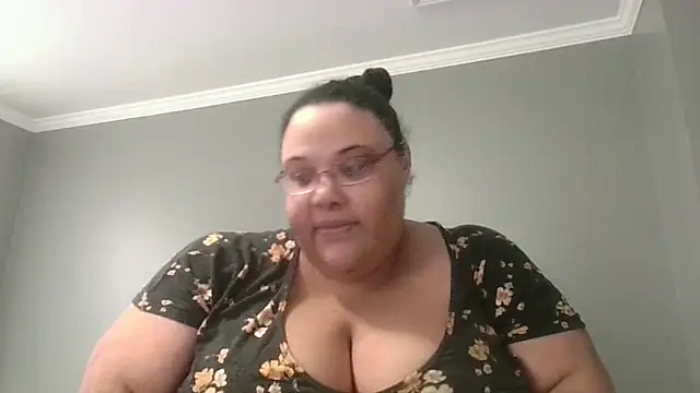 SexyBBW10790 online show from 02.21.26