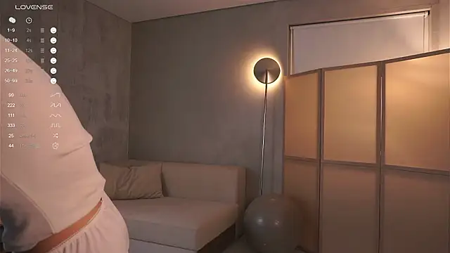 Snapshot of Moon_cutie chatting on 02.03.26 Moon cutie online show from 02.03.26