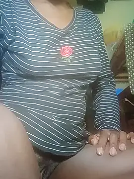 Snapshot of Pretty_Doll17 chatting on 09.30.25 Pretty Doll17 online show from 09.30.25