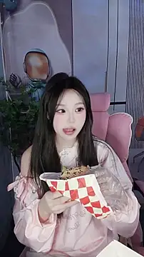 CAICAI BABY online show from 11.27.25