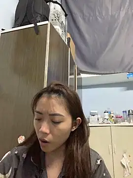 Snapshot of Minee1202 chatting on 03.16.26 Minee1202 online show from 03.16.26