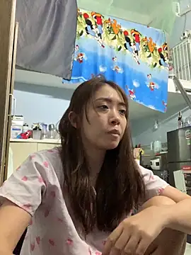 Snapshot of Minee1202 chatting on 03.26.26 Minee1202 online show from 03.26.26