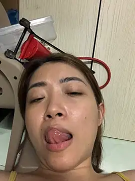 Snapshot of Minee1202 chatting on 04.07.26 Minee1202 online show from 04.07.26