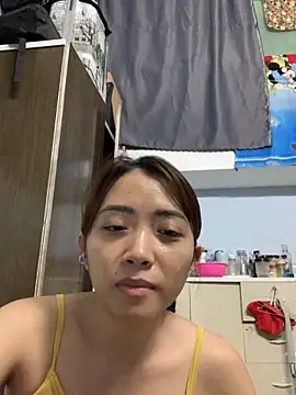 Snapshot of Minee1202 chatting on 04.16.26 Minee1202 online show from 04.16.26