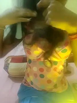 Snapshot of Snaya-baby chatting on 09.12.25 Snaya-baby online show from 09.12.25