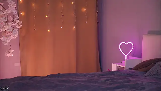 Snapshot of AccaCroyle chatting on 12.22.25 AccaCroyle online show from 12.22.25