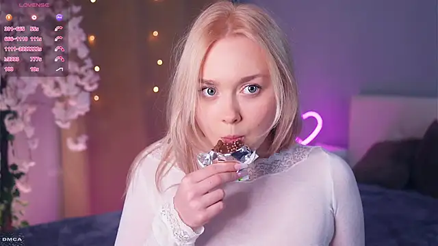 Snapshot of AccaCroyle chatting on 01.08.26 AccaCroyle online show from 01.08.26