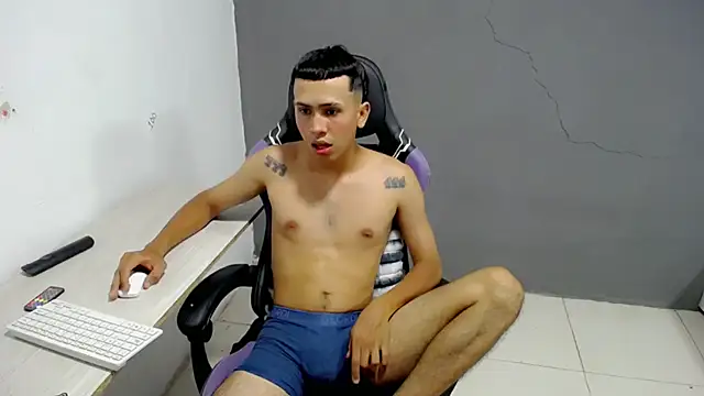 Snapshot of Damien_444 chatting on 03.07.26 Damien 444 online show from 03.07.26