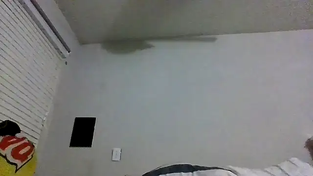 Snapshot of Triggerhappycj100 chatting on 05.12.26 Triggerhappycj100 online show from 05.12.26