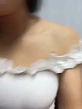 Snapshot of Xuka119 chatting on 10.02.25 Xuka119 online show from 10.02.25