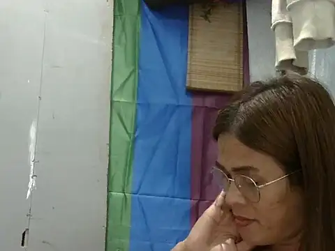 juicycum069 online show from 05.31.26