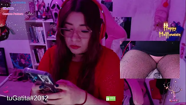 Pink girl0n online show from 10.19.25