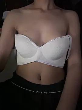 Snapshot of modelnishu chatting on 05.02.26 modelnishu online show from 05.02.26