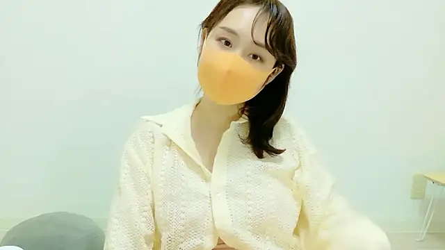 Snapshot of RenaFcup chatting on 04.23.26 RenaFcup online show from 04.23.26